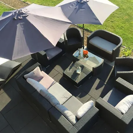 Luxurious In With Garden Beauraing